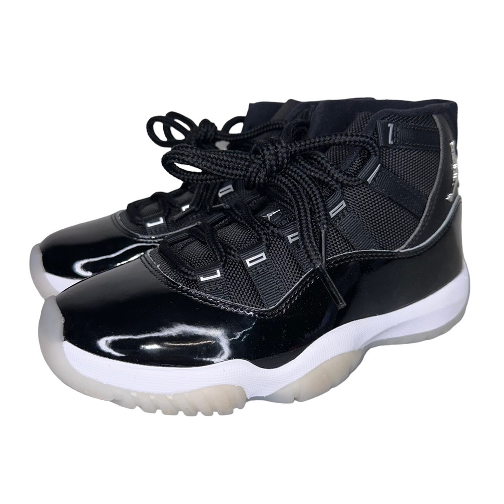 Air Jordan 11 Retro Black White Jubilee AR0715 011 Women’s Size 5.5